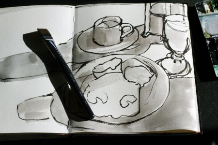  I mix up some diluted Payne's grey and add the shadows.